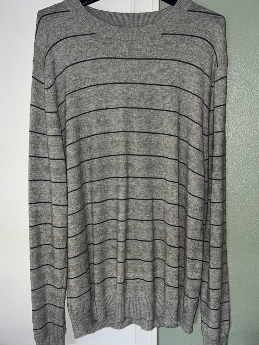 Precedent LA Crewneck XLarge Grey Charcoal Stripe Cashmere Blend/Lightweight EUC